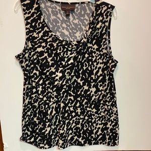 Dana Buchman signature sleeveless top